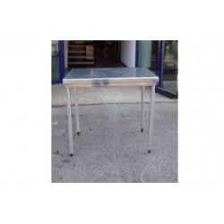 Table inox