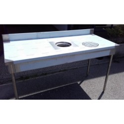 Table inox avec TVO