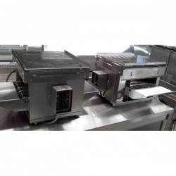 Toaster grill convoyeur