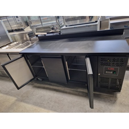 Tour réfrigéré 3 portes GN 1/1 coloris noir