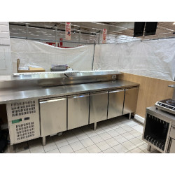 Installation Stand Sushi