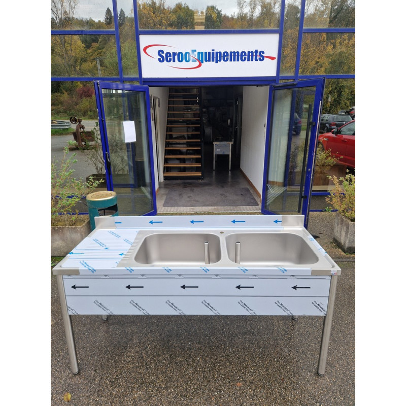Plonge inox 2 bacs 1 égouttoir
