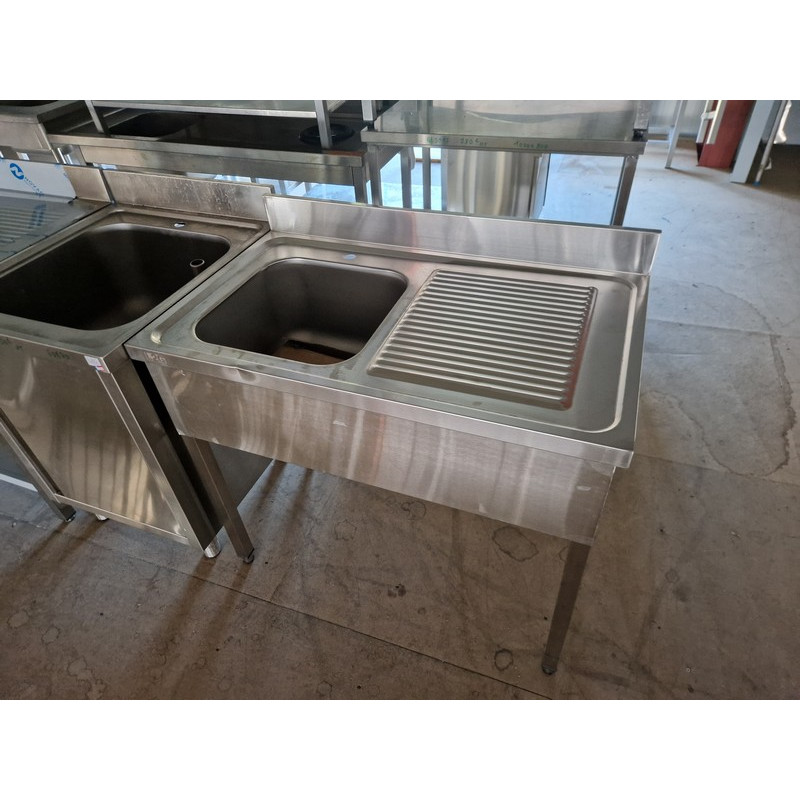 Plonge inox 1 bac 1 égouttoir