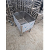 Cuve inox avec robinet de vidange sur roulettes