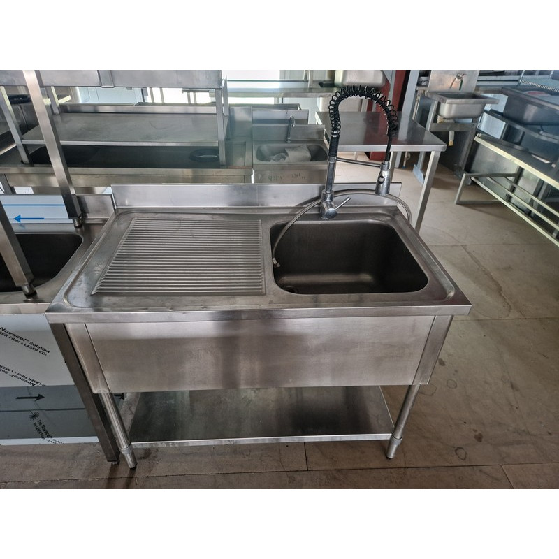 Plonge inox 1 bac 1 égouttoir