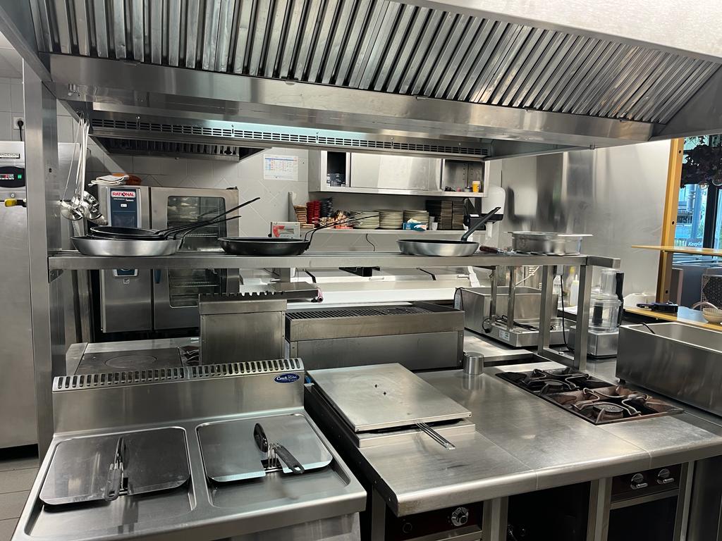 Vente et installation fourneau et matériel cuisine pour snack et restaurant à Lyon